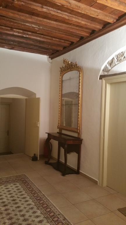 スペツェス Economou Mansionアパートホテル エクステリア 写真